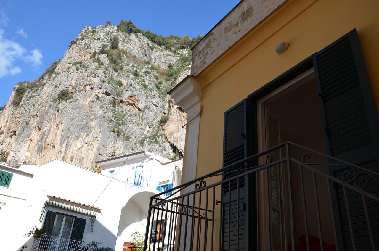 Hotel La Piazzetta Amalfi Exterior foto